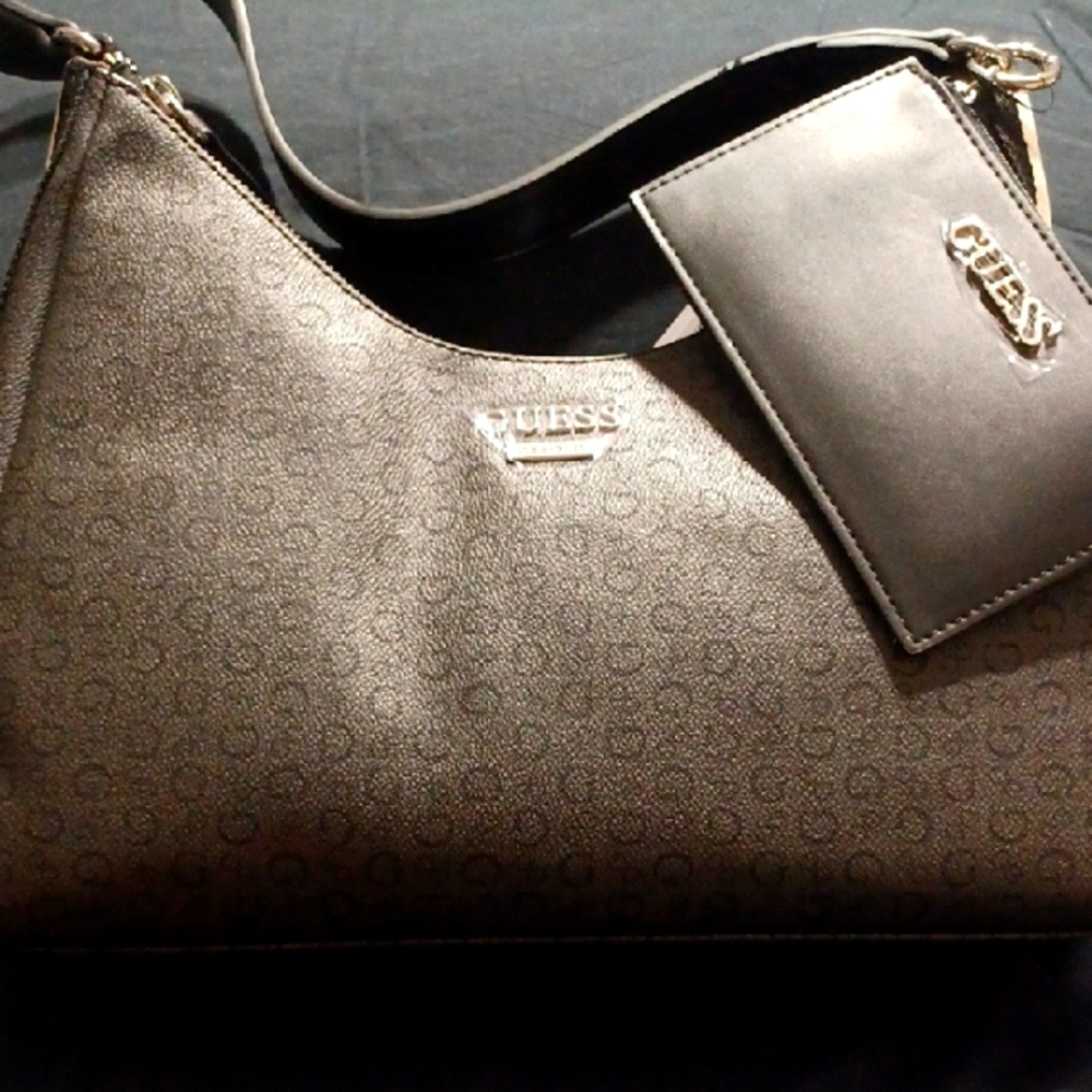 GUESS Black Shoulder Bag with Logo Charm